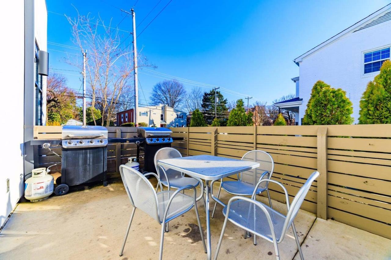 Carytown Living With *Pool And Gym* Apartment Richmond Bagian luar foto